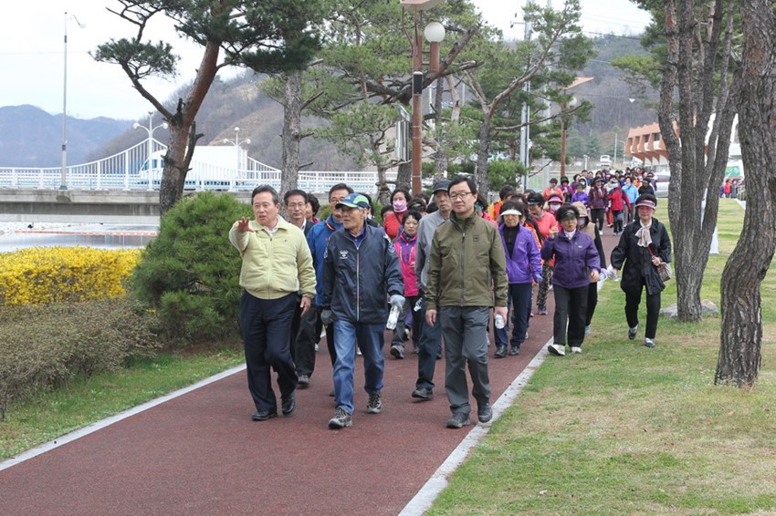3.제43회 보건의 날 기념행사 열려